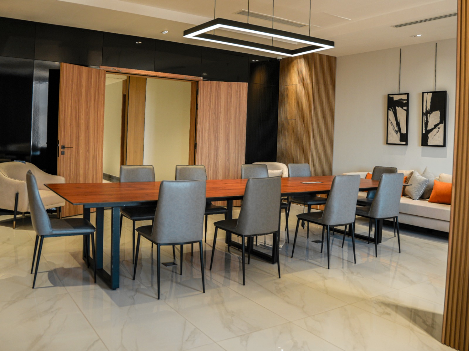 Private Meeting Room